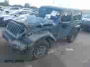 2024 Jeep Wrangler Sport S z VIN 1C4PJXAN8RW170342, wystawiony jako IAAI lot #42588974 z przebiegiem Nie podano mil oraz . Historia ofert i sprzedaży dostępna na DreamBid. Obrazek 17.