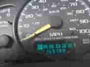 2000 Chevrolet Tahoe LT z VIN 1GNEK13T4YJ132641, wystawiony jako IAAI lot #42608716 z przebiegiem 159 189 mil mil oraz . Historia ofert i sprzedaży dostępna na DreamBid. Obrazek 15.