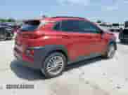 2020 Hyundai Kona SEL Plus z VIN KM8K62AA8LU570783, wystawiony jako Copart lot #59770765 z przebiegiem 33 705 mil mil oraz Szkoda całkowita • Salvage title. Historia ofert i sprzedaży dostępna na DreamBid. Obrazek 3.