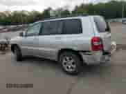2005 Toyota Highlander with VIN JTEEP21A350086850, listed as a Copart auction lot 83964025 with 111,308 mi miles and Clean title. Bid and sale history available at DreamBid. Image 2.