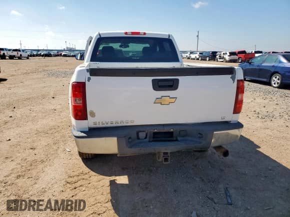 2008 Chevrolet Silverado 1500 with VIN 2GCFC13Y881270067, listed as a Copart auction lot 80614855 with 179,570 mi miles and Salvage title. Bid and sale history available at DreamBid. Image 6.