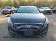 2017 Hyundai Sonata 2.4L с VIN 5NPE24AF6HH501886, выставлен на аукционе Copart как лот 85151225 с пробегом 150 993 миль миль и Списание • Salvage title. История ставок и продаж доступна на DreamBid. Изображение 5.