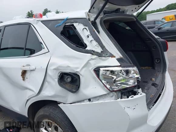 2020 Chevrolet Equinox LT с VIN 2GNAXTEV1L6242823, выставлен на аукционе IAAI как лот 42698992 с пробегом 152 409 миль миль и . История ставок и продаж доступна на DreamBid. Изображение 6.