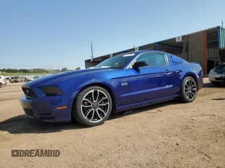2014 Ford Mustang GT z VIN 1ZVBP8CF9E5263758, wystawiony jako Copart lot #71162265 z przebiegiem 111 544 mil mil oraz Czysty tytuł • Clean title. Historia ofert i sprzedaży dostępna na DreamBid. Obrazek 1.