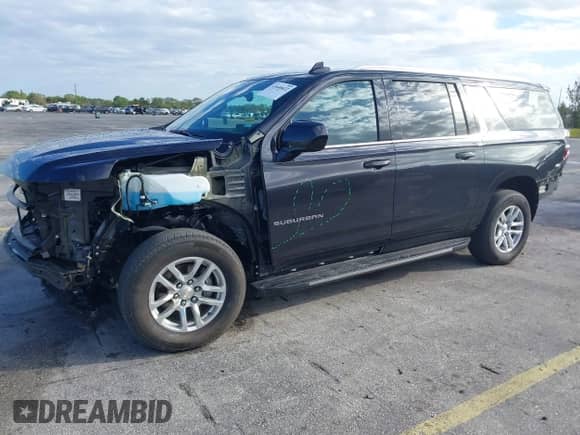 2023 Chevrolet Suburban LT с VIN 1GNSKCKD7PR390516, выставлен на аукционе IAAI как лот 41640622 с пробегом 42 803 миль миль и . История ставок и продаж доступна на DreamBid. Изображение 2.