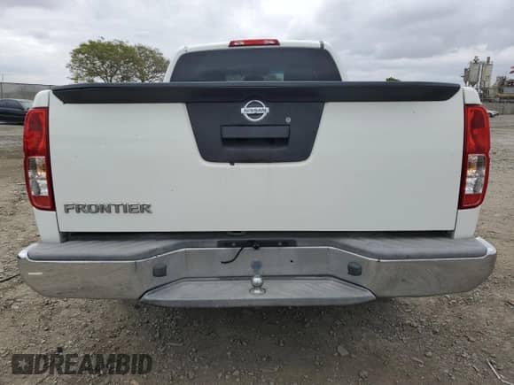 2016 Nissan Frontier S z VIN 1N6BD0CT4GN775138, wystawiony jako Copart lot #52905465 z przebiegiem 135 877 mil mil oraz Szkoda całkowita • Salvage title. Historia ofert i sprzedaży dostępna na DreamBid. Obrazek 6.