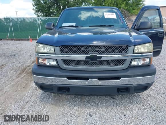 2005 Chevrolet Silverado 1500 Work Truck with VIN 1GCEC14X55Z194229, listed as a IAAI auction lot 42685614 with 213,723 mi miles and . Bid and sale history available at DreamBid. Image 6.
