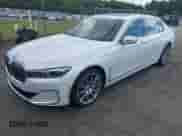2022 BMW 7 Series 740i z VIN WBA7T2C08NCG88476, wystawiony jako IAAI lot #42135370 z przebiegiem 28 070 mil mil oraz . Historia ofert i sprzedaży dostępna na DreamBid. Obrazek 17.