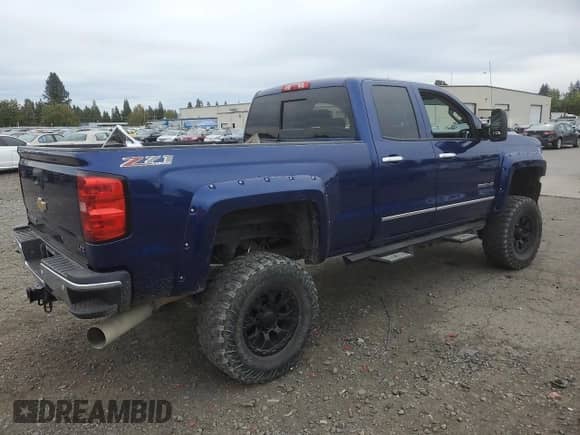 2015 Chevrolet Silverado 2500HD LTZ с VIN 1GC2KWE85FZ121468, выставлен на аукционе Copart как лот 84281285 с пробегом 80 851 миль миль и Списание • Salvage title. История ставок и продаж доступна на DreamBid. Изображение 3.