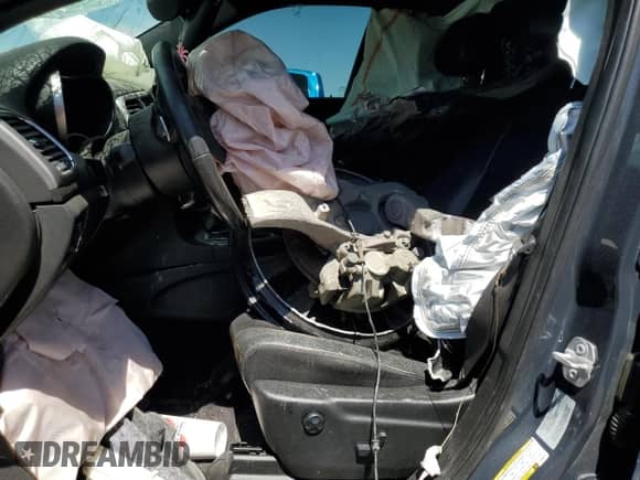 2017 Jeep Grand Cherokee Altitude z VIN 1C4RJEAG1HC953131, wystawiony jako Copart lot #60627625 z przebiegiem Nie podano mil oraz Szkoda całkowita • Salvage title. Historia ofert i sprzedaży dostępna na DreamBid. Obrazek 7.