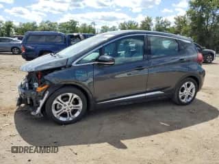 2017 Chevrolet Bolt EV LT с VIN 1G1FW6S01H4184421, выставлен на аукционе Copart как лот 70514095 с пробегом 50 936 миль миль и Списание • Salvage title. История ставок и продаж доступна на DreamBid. Изображение 1.