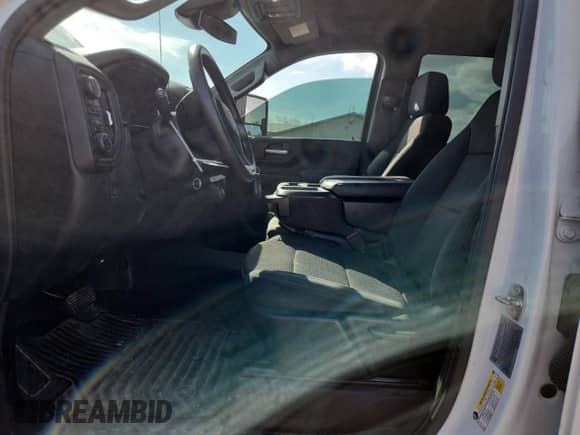 2024 Chevrolet Silverado 2500HD Custom с VIN 1GC4YME77RF231625, выставлен на аукционе Copart как лот 69311755 с пробегом 61 611 миль миль и Списание • Salvage title. История ставок и продаж доступна на DreamBid. Изображение 7.