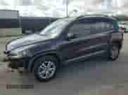 2016 Volkswagen Tiguan S с VIN WVGAV7AXXGW608816, выставлен на аукционе Copart как лот 87254115 с пробегом 97 033 миль миль и Списание • Salvage title. История ставок и продаж доступна на DreamBid. Изображение 1.