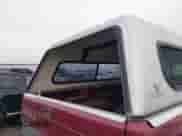 1996 Dodge 1500 z VIN 3B7HF13Z9TG185425, wystawiony jako IAAI lot #43512499 z przebiegiem 102 934 mil mil oraz . Historia ofert i sprzedaży dostępna na DreamBid. Obrazek 12.