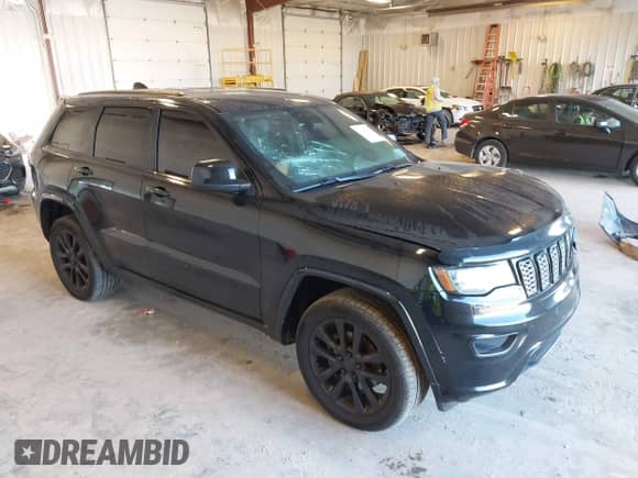 2018 Jeep Grand Cherokee Laredo с VIN 1C4RJFAG3JC137467, выставлен на аукционе IAAI как лот 43354445 с пробегом 118 635 миль миль и . История ставок и продаж доступна на DreamBid. Изображение 1.