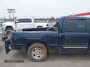 2005 Chevrolet Silverado 1500 LS z VIN 2GCEC13T351179171, wystawiony jako IAAI lot #42274016 z przebiegiem Nie podano mil oraz . Historia ofert i sprzedaży dostępna na DreamBid. Obrazek 12.