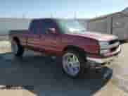 2004 Chevrolet Silverado 1500 LT с VIN 1GCEK19T54E281708, выставлен на аукционе Copart как лот 70630235 с пробегом 230 143 миль миль и На запчасти • Non repairable. История ставок и продаж доступна на DreamBid. Изображение 4.