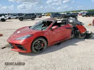 2021 Chevrolet Corvette 2LT z VIN 1G1YB2D40M5103653, wystawiony jako Copart lot #61597035 z przebiegiem Nie podano mil oraz Szkoda całkowita • Salvage title. Historia ofert i sprzedaży dostępna na DreamBid. Obrazek 1.