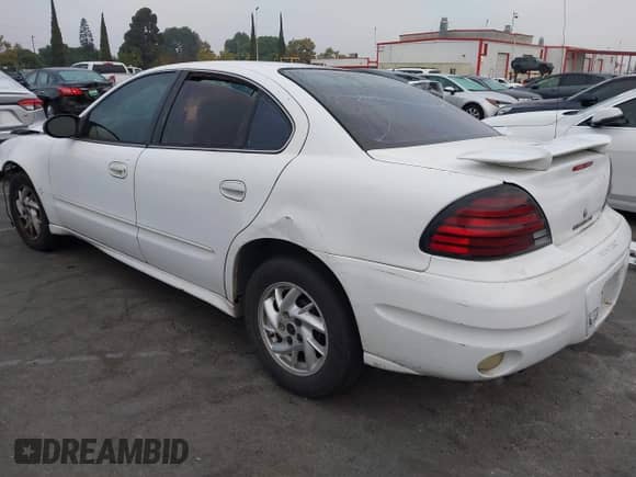 2004 Pontiac Grand Am SE1 with VIN 1G2NF52E14M552216, listed as a IAAI auction lot 43012968 with 210,777 mi miles and . Bid and sale history available at DreamBid. Image 3.