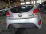 2013 Hyundai Veloster Turbo с VIN KMHTC6AEXDU145719, выставлен на аукционе IAAI как лот 43144474 с пробегом 51 191 миль миль и . История ставок и продаж доступна на DreamBid. Изображение 16.