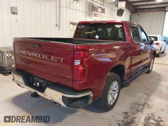 2022 Chevrolet Silverado 1500 LT z VIN 3GCUYDET4NG215212, wystawiony jako IAAI lot #42683488 z przebiegiem 62 437 mil mil oraz . Historia ofert i sprzedaży dostępna na DreamBid. Obrazek 4.