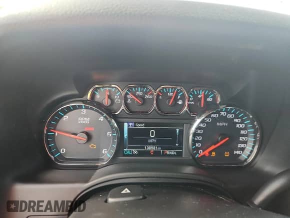 2018 Chevrolet Suburban LT с VIN 1GNSKHKC6JR404837, выставлен на аукционе Copart как лот 84204845 с пробегом 138 581 миль миль и Списание • Salvage title. История ставок и продаж доступна на DreamBid. Изображение 9.