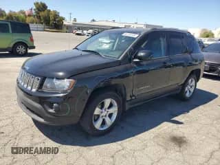 2014 Jeep Compass Latitude with VIN 1C4NJCEA4ED650522, listed as a Copart auction lot 66736155 with 101,874 mi miles and Salvage title. Bid and sale history available at DreamBid. Image 1.