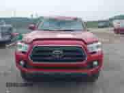 2021 Toyota Tacoma SR5 z VIN 3TYDZ5BN1MT002232, wystawiony jako IAAI lot #42374170 z przebiegiem 16 465 mil mil oraz . Historia ofert i sprzedaży dostępna na DreamBid. Obrazek 12.