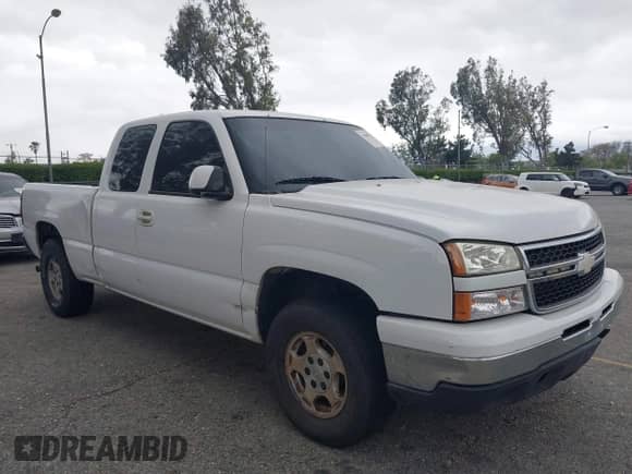 2006 Chevrolet Silverado 1500 LT1 с VIN 1GCEK19V56Z186384, выставлен на аукционе IAAI как лот 41889772 с пробегом 179 032 миль миль и . История ставок и продаж доступна на DreamBid. Изображение 1.