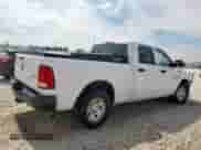 2019 Ram 1500 Tradesman z VIN 1C6RR7ST4KS645164, wystawiony jako Copart lot #84464545 z przebiegiem 113 940 mil mil oraz Czysty tytuł • Clean title. Historia ofert i sprzedaży dostępna na DreamBid. Obrazek 3.