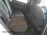 2018 Chevrolet Equinox LT z VIN 2GNAXJEV1J6351705, wystawiony jako Copart lot #71810485 z przebiegiem 57 221 mil mil oraz Szkoda całkowita • Salvage title. Historia ofert i sprzedaży dostępna na DreamBid. Obrazek 11.