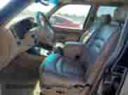 2000 Ford Explorer Limited with VIN 1FMDU75E0YZA21422, listed as a Copart auction lot 63618475 with 141,942 mi miles and Salvage title. Bid and sale history available at DreamBid. Image 7.