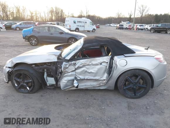 2007 Saturn Sky with VIN 1G8MB35B07Y118708, listed as a IAAI auction lot 41233312 with Not provided miles and . Bid and sale history available at DreamBid. Image 13.