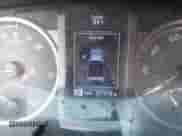 2017 Toyota Tacoma SR5 z VIN 5TFRZ5CN2HX039404, wystawiony jako IAAI lot #41818111 z przebiegiem 107 779 mil mil oraz . Historia ofert i sprzedaży dostępna na DreamBid. Obrazek 15.