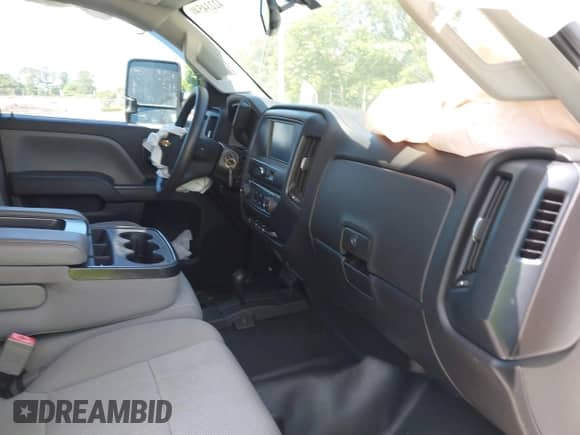 2016 Chevrolet Silverado 2500HD Work Truck с VIN 1GC1KUEG6GF256324, выставлен на аукционе IAAI как лот 42234540 с пробегом 131 561 миль миль и . История ставок и продаж доступна на DreamBid. Изображение 5.