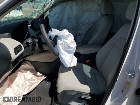 2025 Honda HR-V LX with VIN 3CZRZ2H37SM781908, listed as a Copart auction lot 67423355 with Not provided miles and Salvage title. Bid and sale history available at DreamBid. Image 7.