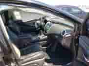 2017 Nissan Murano SV с VIN 5N1AZ2MG5HN199442, выставлен на аукционе IAAI как лот 42341945 с пробегом 81 901 миль миль и . История ставок и продаж доступна на DreamBid. Изображение 5.