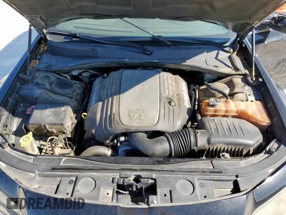 2014 Chrysler 300 S with VIN 2C3CCABT7EH119561, listed as a Copart auction lot 53995655 with 131,077 mi miles and Salvage title. Bid and sale history available at DreamBid. Image 11.