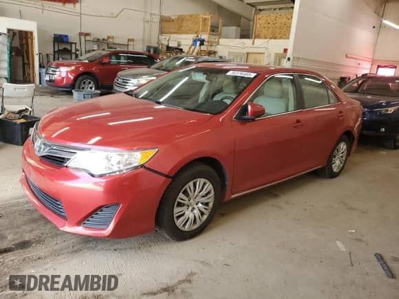 2014 Toyota Camry L с VIN 4T4BF1FK6ER345699, выставлен на аукционе Copart как лот 70376485 с пробегом 126 287 миль миль и На запчасти • Non repairable. История ставок и продаж доступна на DreamBid. Изображение 1.