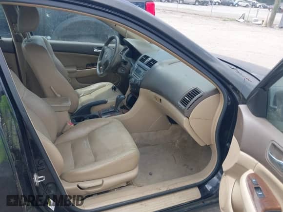 2007 Honda Accord EX-L with VIN 1HGCM56887A142484, listed as a IAAI auction lot 42756924 with 190,794 mi miles and . Bid and sale history available at DreamBid. Image 5.