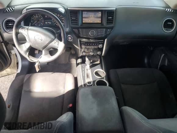 2015 Nissan Pathfinder SV z VIN 5N1AR2MM4FC663089, wystawiony jako Copart lot #84986055 z przebiegiem 136 909 mil mil oraz Szkoda całkowita • Salvage title. Historia ofert i sprzedaży dostępna na DreamBid. Obrazek 8.