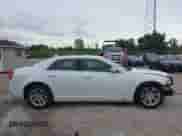 2016 Chrysler 300 C с VIN 2C3CCAEG5GH358107, выставлен на аукционе IAAI как лот 43021353 с пробегом 122 552 миль миль и . История ставок и продаж доступна на DreamBid. Изображение 13.