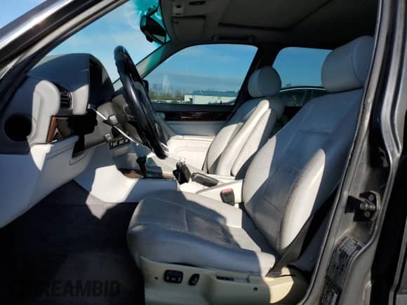 1992 BMW 7 Series с VIN WBAGB4311NDB70677, выставлен на аукционе Copart как лот 84012434 с пробегом 138 692 миль миль и Чистый • Clean title. История ставок и продаж доступна на DreamBid. Изображение 7.