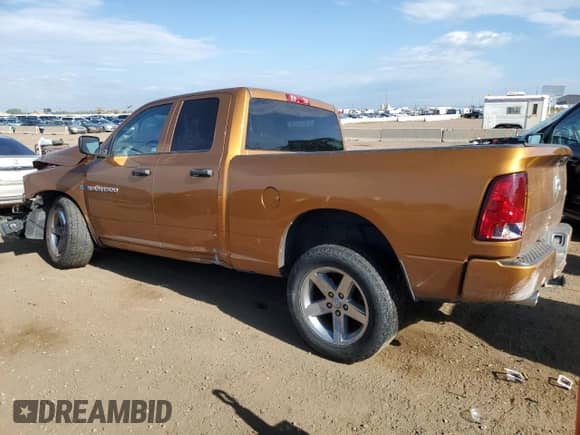 2012 Ram 1500 Express z VIN 1C6RD7FT0CS282484, wystawiony jako Copart lot #70900705 z przebiegiem 111 202 mil mil oraz Szkoda całkowita • Salvage title. Historia ofert i sprzedaży dostępna na DreamBid. Obrazek 2.