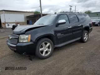 2011 Chevrolet Suburban LS с VIN 1GNSKHE36BR382223, выставлен на аукционе Copart как лот 64559285 с пробегом 140 819 миль миль и Списание • Salvage title. История ставок и продаж доступна на DreamBid. Изображение 1.