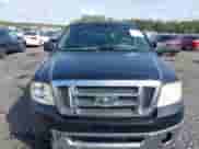 2006 Ford F-150 XLT z VIN 1FTVX14586NA83993, wystawiony jako IAAI lot #43345267 z przebiegiem 249 975 mil mil oraz . Historia ofert i sprzedaży dostępna na DreamBid. Obrazek 12.