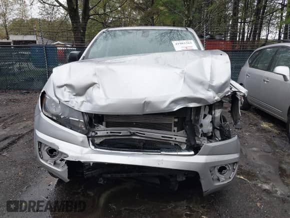 2020 Chevrolet Colorado 2WD Work Truck z VIN 1GCGSBEA5L1142784, wystawiony jako IAAI lot #41983363 z przebiegiem 121 734 mil mil oraz . Historia ofert i sprzedaży dostępna na DreamBid. Obrazek 12.