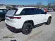2023 Jeep Grand Cherokee Laredo с VIN 1C4RJHAG1PC515399, выставлен на аукционе IAAI как лот 41929215 с пробегом 27 986 миль миль и . История ставок и продаж доступна на DreamBid. Изображение 4.