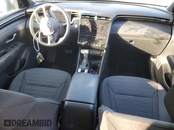 2024 Hyundai Santa Cruz SEL с VIN 5NTJCDDE8RH111860, выставлен на аукционе Copart как лот 74946424 с пробегом 6 233 миль миль и Списание • Salvage title. История ставок и продаж доступна на DreamBid. Изображение 8.