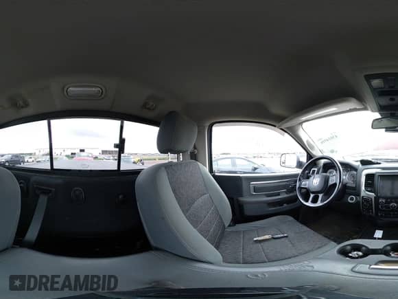 2016 Ram 1500 z VIN 3C6JR7EGXGG185597, wystawiony jako IAAI lot #43014516 z przebiegiem 159 919 mil mil oraz . Historia ofert i sprzedaży dostępna na DreamBid. Obrazek 20.